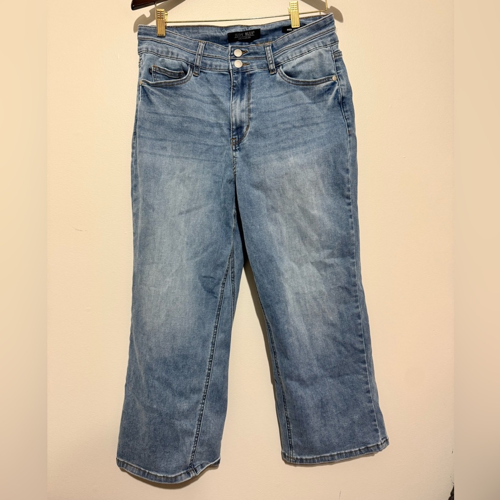 Judy Blue High Waisted Wide Crop 13/31 Medium Wash
